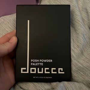 Doucce Posh Powder Palette